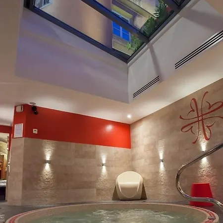 & Le Bouclier D'or Hotel Štrasburk